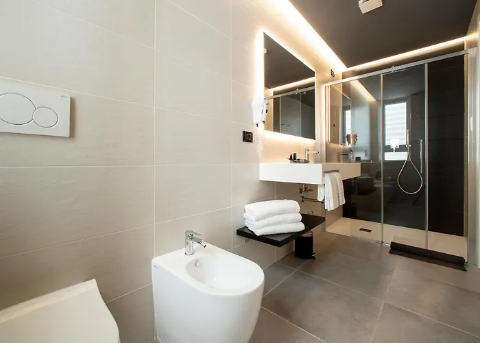 사요나라 호텔 리도 디 예솔로