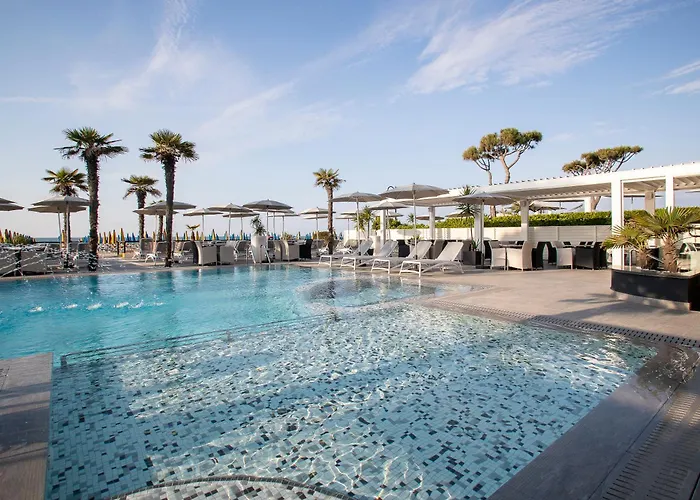 사요나라 호텔 4*