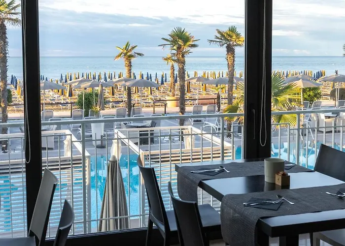 Hotell Sayonara 4*