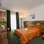 Sayonara Hotell